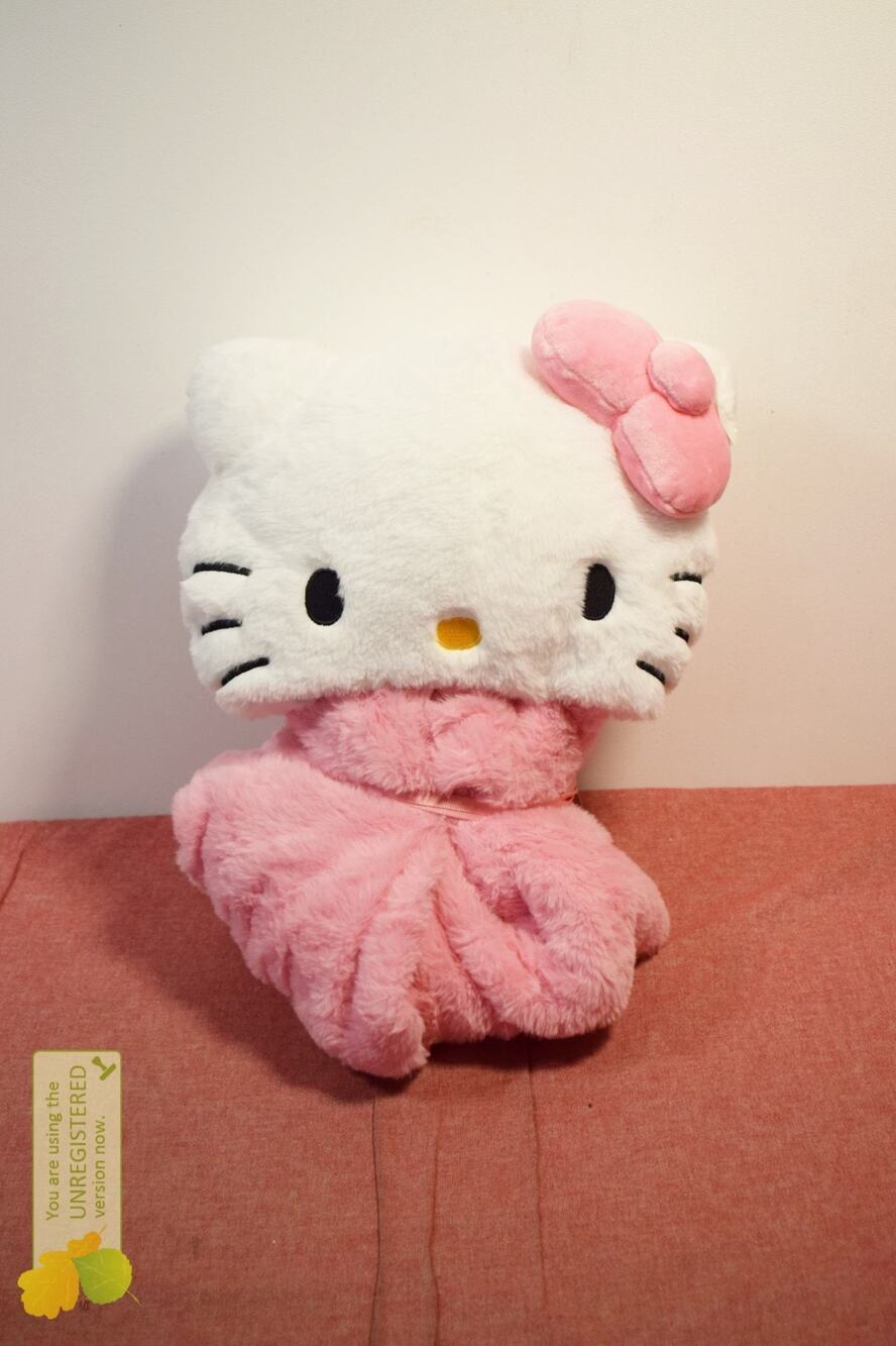 Hello Kitty Kids' Hooded 30x50" Blanket
